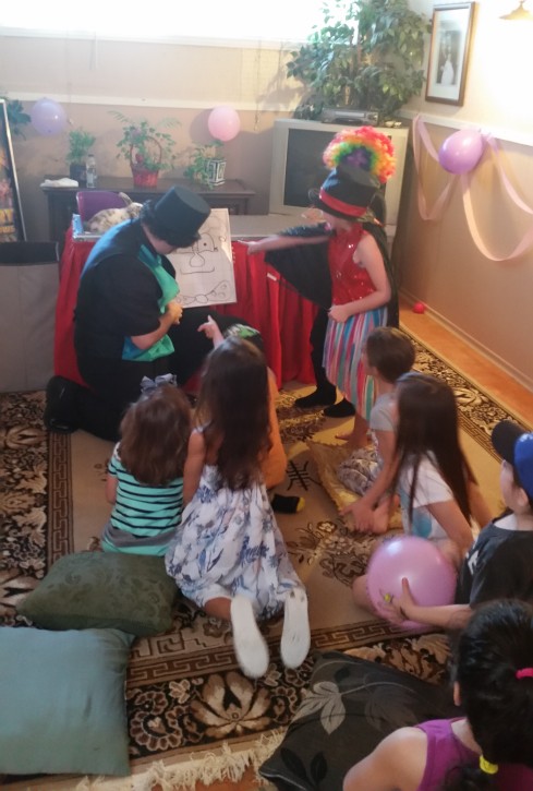 Barnacle Bart Magic Birthday Entertainer Toronto magic drawing board magician clown